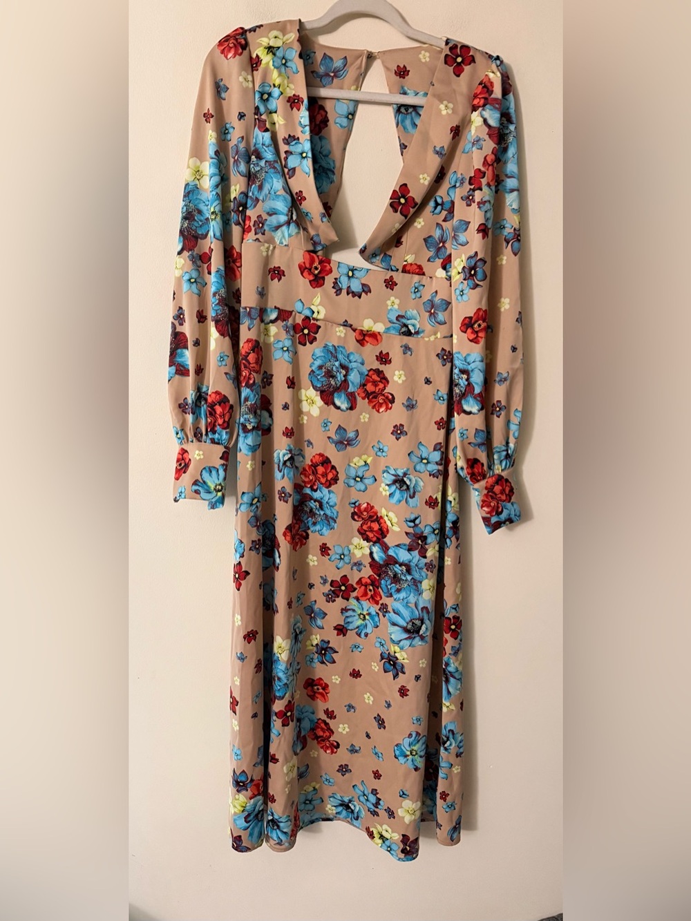AFRM Taupe Floral Long Sleeve V‑Neck Maxi Dress with Blue & Red Blooms, size M